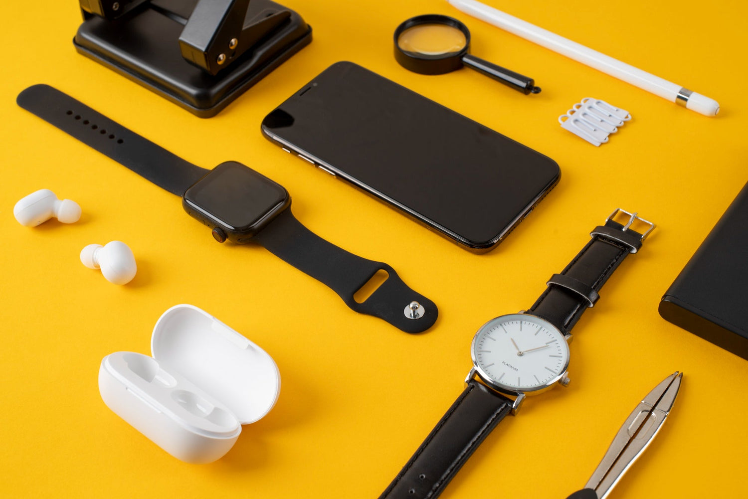 Smart Watches: Your Personal Assistant, Trainer, and Style Statement